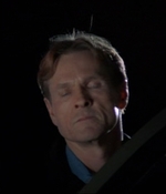 ROSWELL_-_E2X08_MEET_THE_DUPES_020.jpg