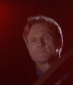 ROSWELL_-_E2X08_MEET_THE_DUPES_022.jpg