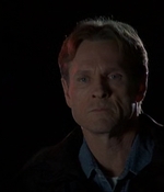 ROSWELL_-_E2X08_MEET_THE_DUPES_051.jpg
