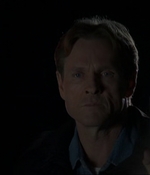 ROSWELL_-_E2X08_MEET_THE_DUPES_055.jpg