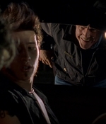 ROSWELL_-_E2X08_MEET_THE_DUPES_094.jpg