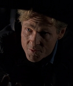 ROSWELL_-_E2X08_MEET_THE_DUPES_196.jpg