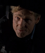 ROSWELL_-_E2X08_MEET_THE_DUPES_200.jpg