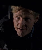 ROSWELL_-_E2X08_MEET_THE_DUPES_212.jpg