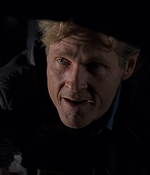ROSWELL_-_E2X08_MEET_THE_DUPES_215.jpg