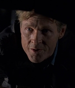 ROSWELL_-_E2X08_MEET_THE_DUPES_220.jpg