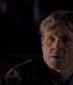 ROSWELL_-_E2X08_MEET_THE_DUPES_249.jpg