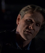 ROSWELL_-_E2X08_MEET_THE_DUPES_273.jpg