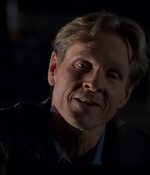 ROSWELL_-_E2X08_MEET_THE_DUPES_294.jpg