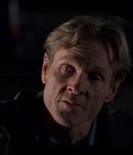 ROSWELL_-_E2X08_MEET_THE_DUPES_309.jpg