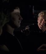 ROSWELL_-_E2X08_MEET_THE_DUPES_330.jpg
