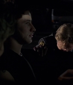 ROSWELL_-_E2X08_MEET_THE_DUPES_339.jpg