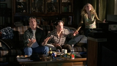 ROSWELL_-_S2X10_A_ROSWELL_CHRITMAS_CAROL_100.jpg