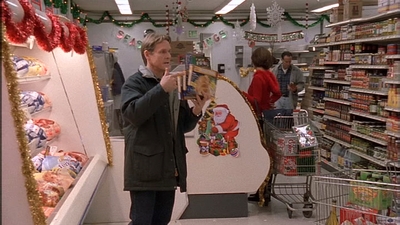 ROSWELL_-_S2X10_A_ROSWELL_CHRITMAS_CAROL_120.jpg