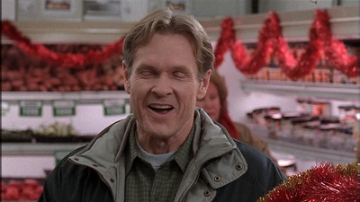 ROSWELL_-_S2X10_A_ROSWELL_CHRITMAS_CAROL_202.jpg