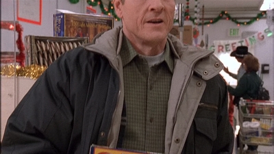 ROSWELL_-_S2X10_A_ROSWELL_CHRITMAS_CAROL_277.jpg