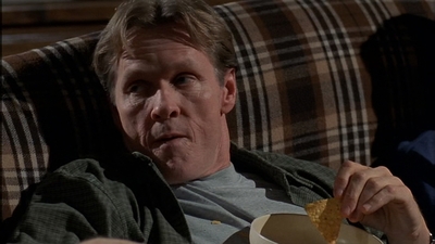 ROSWELL_-_S2X10_A_ROSWELL_CHRITMAS_CAROL_366.jpg