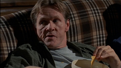 ROSWELL_-_S2X10_A_ROSWELL_CHRITMAS_CAROL_368.jpg
