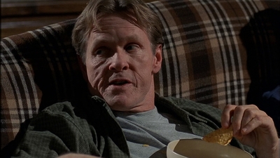 ROSWELL_-_S2X10_A_ROSWELL_CHRITMAS_CAROL_370.jpg