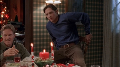ROSWELL_-_S2X10_A_ROSWELL_CHRITMAS_CAROL_525.jpg