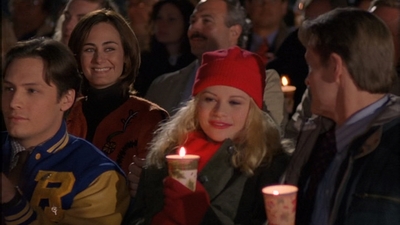 ROSWELL_-_S2X10_A_ROSWELL_CHRITMAS_CAROL_594.jpg