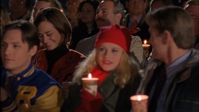 ROSWELL_-_S2X10_A_ROSWELL_CHRITMAS_CAROL_601.jpg