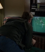 ROSWELL_-_S2X10_A_ROSWELL_CHRITMAS_CAROL_007.jpg