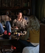 ROSWELL_-_S2X10_A_ROSWELL_CHRITMAS_CAROL_070.jpg