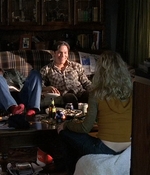 ROSWELL_-_S2X10_A_ROSWELL_CHRITMAS_CAROL_071.jpg