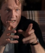 ROSWELL_-_S2X10_A_ROSWELL_CHRITMAS_CAROL_095.jpg