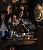 ROSWELL_-_S2X10_A_ROSWELL_CHRITMAS_CAROL_118.jpg