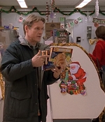 ROSWELL_-_S2X10_A_ROSWELL_CHRITMAS_CAROL_128.jpg