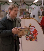 ROSWELL_-_S2X10_A_ROSWELL_CHRITMAS_CAROL_131.jpg