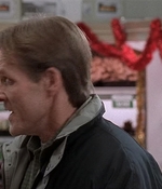 ROSWELL_-_S2X10_A_ROSWELL_CHRITMAS_CAROL_214.jpg