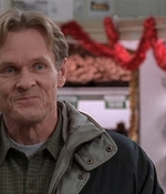 ROSWELL_-_S2X10_A_ROSWELL_CHRITMAS_CAROL_222.jpg