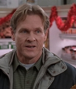 ROSWELL_-_S2X10_A_ROSWELL_CHRITMAS_CAROL_227.jpg
