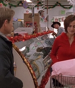 ROSWELL_-_S2X10_A_ROSWELL_CHRITMAS_CAROL_251.jpg