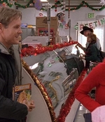 ROSWELL_-_S2X10_A_ROSWELL_CHRITMAS_CAROL_256.jpg