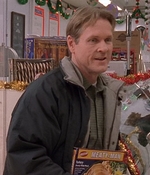 ROSWELL_-_S2X10_A_ROSWELL_CHRITMAS_CAROL_265.jpg