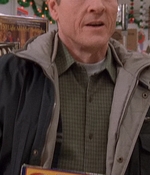 ROSWELL_-_S2X10_A_ROSWELL_CHRITMAS_CAROL_277.jpg