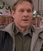 ROSWELL_-_S2X10_A_ROSWELL_CHRITMAS_CAROL_279.jpg