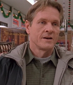 ROSWELL_-_S2X10_A_ROSWELL_CHRITMAS_CAROL_282.jpg