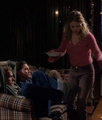 ROSWELL_-_S2X10_A_ROSWELL_CHRITMAS_CAROL_290.jpg