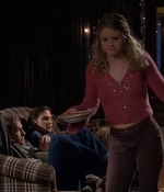 ROSWELL_-_S2X10_A_ROSWELL_CHRITMAS_CAROL_293.jpg