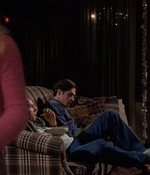 ROSWELL_-_S2X10_A_ROSWELL_CHRITMAS_CAROL_297.jpg