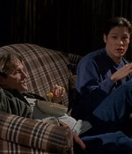 ROSWELL_-_S2X10_A_ROSWELL_CHRITMAS_CAROL_308.jpg