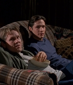 ROSWELL_-_S2X10_A_ROSWELL_CHRITMAS_CAROL_340.jpg