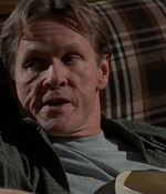 ROSWELL_-_S2X10_A_ROSWELL_CHRITMAS_CAROL_369.jpg