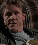 ROSWELL_-_S2X10_A_ROSWELL_CHRITMAS_CAROL_370.jpg