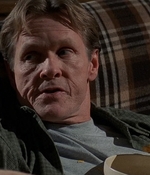ROSWELL_-_S2X10_A_ROSWELL_CHRITMAS_CAROL_371.jpg